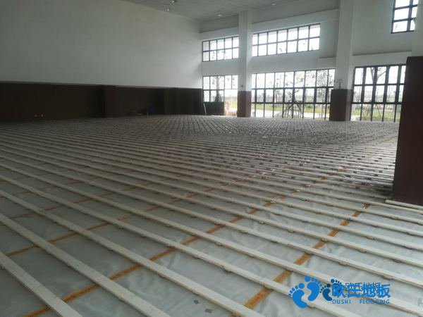 寻求体育运动地板厂家报价