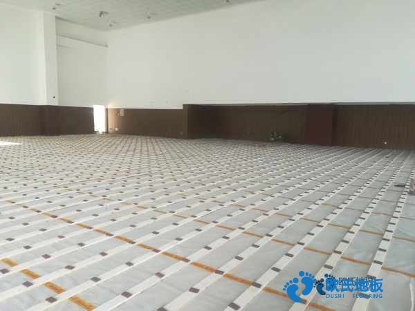 寻求体育运动地板厂家报价